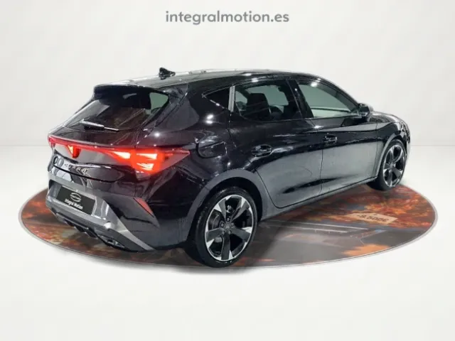Cupra León