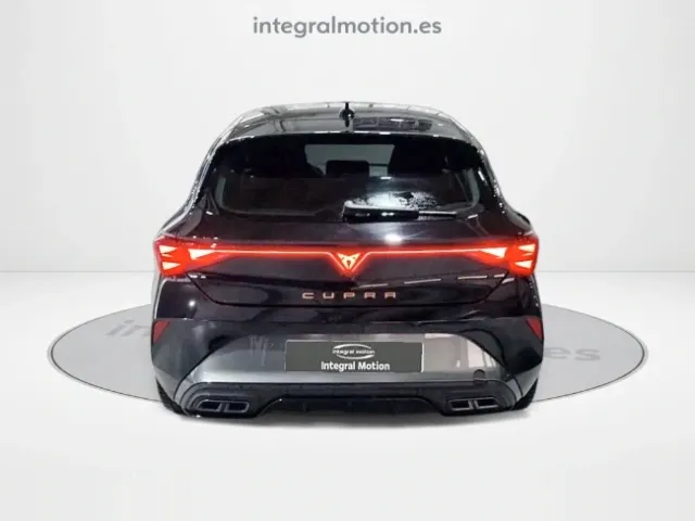 Cupra León
