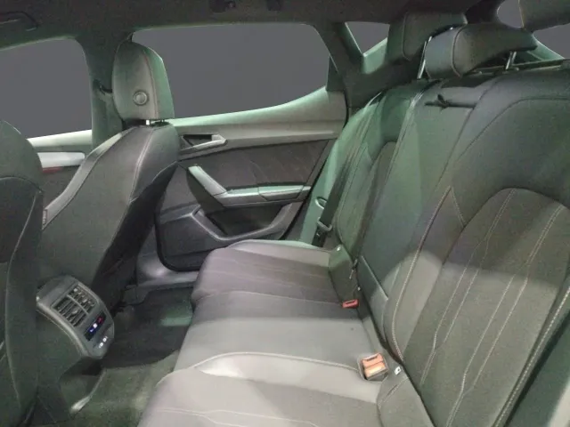 Cupra León