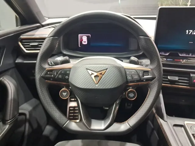 Cupra León
