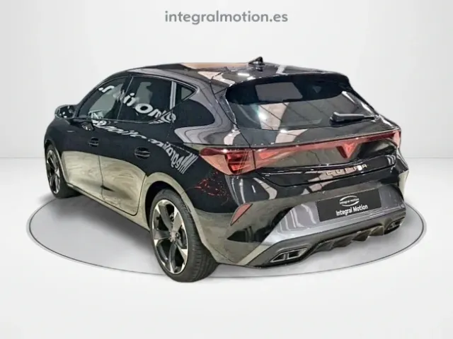 Cupra León