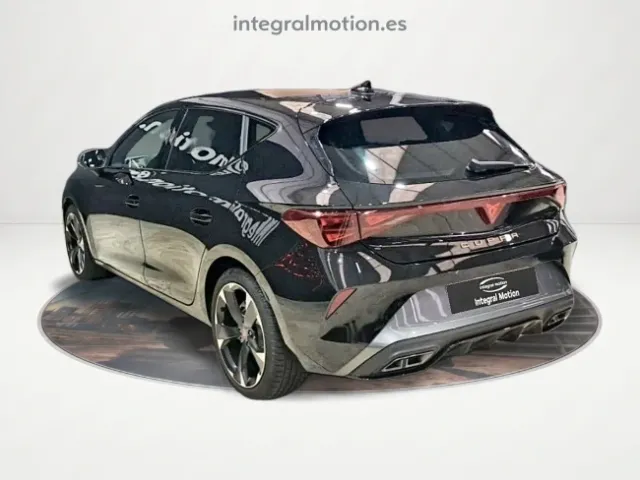Cupra León