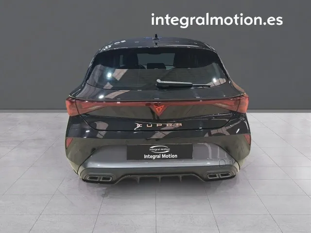 Cupra León