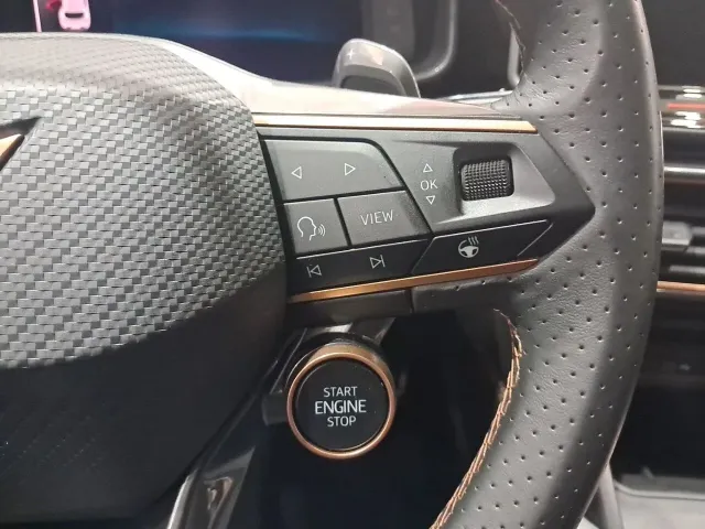 Cupra León