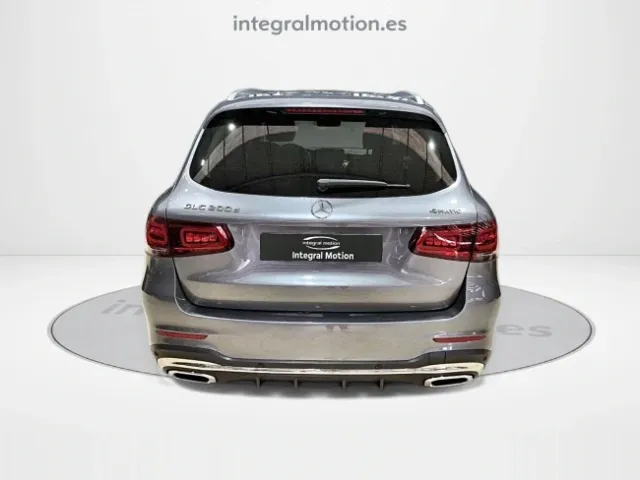 Mercedes GLC