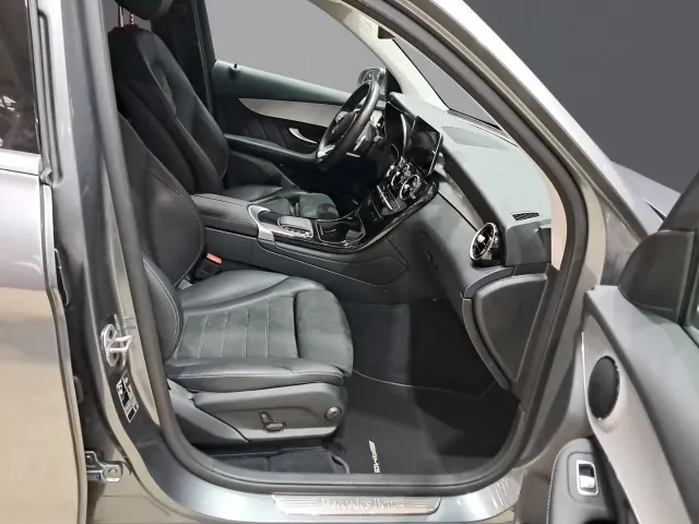Mercedes GLC