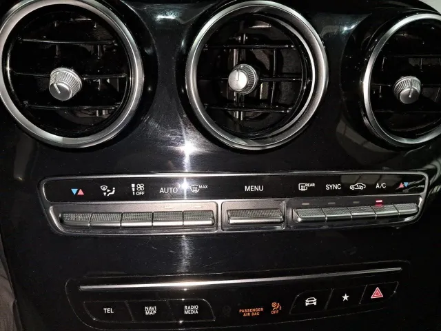 Mercedes GLC