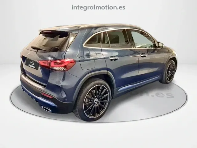 Mercedes GLA