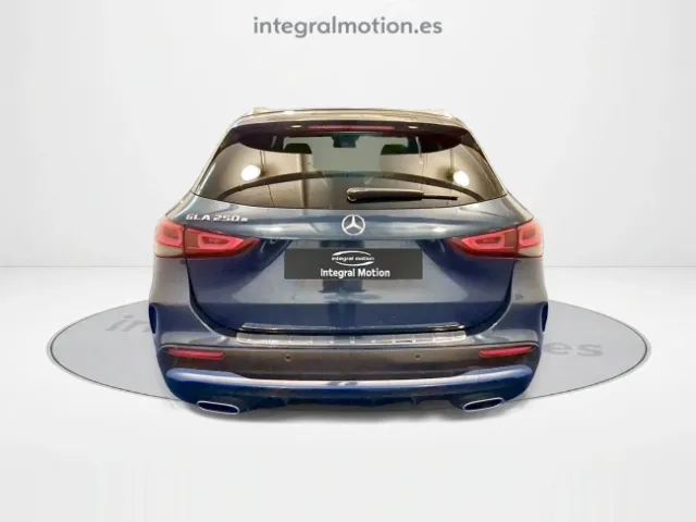 Mercedes GLA