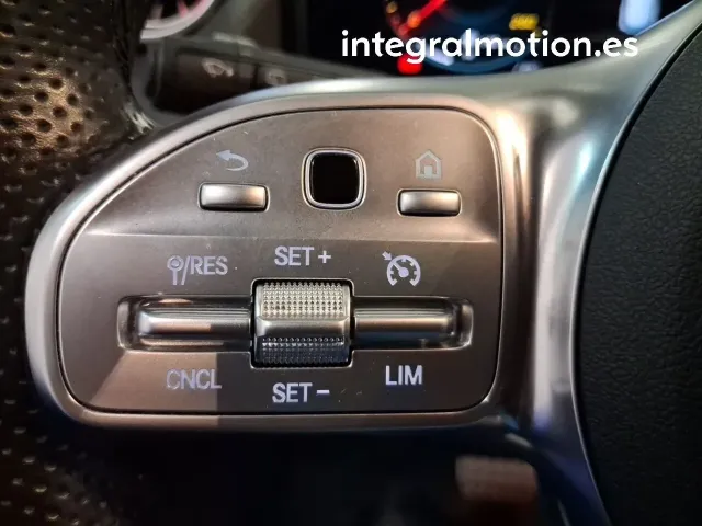 Mercedes GLA
