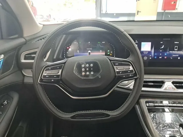 DFSK E5
