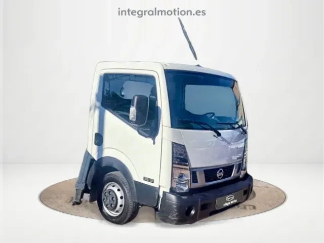 Nissan NT400