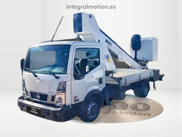 Nissan NT400
