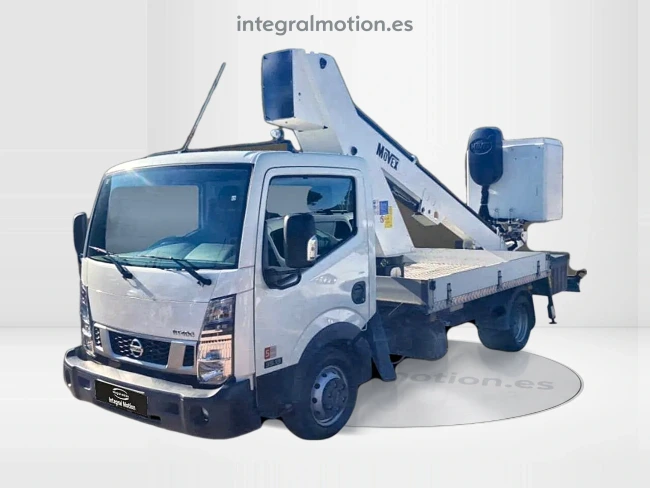 Nissan NT400