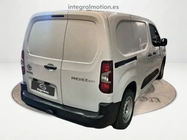 Toyota Proace City