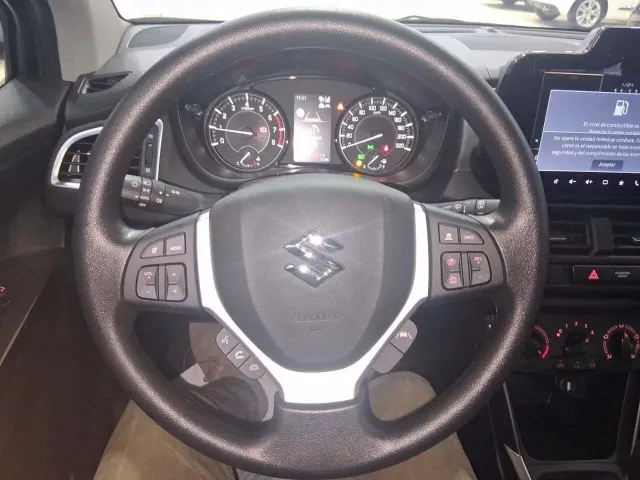 Suzuki SCross