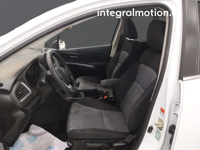 Suzuki SCross