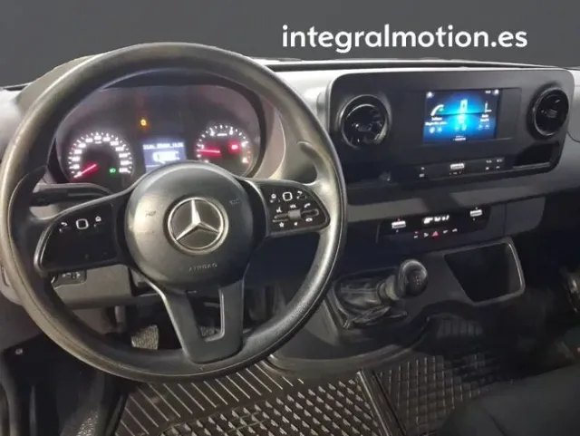 Mercedes Sprinter
