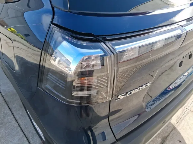 Suzuki SCross