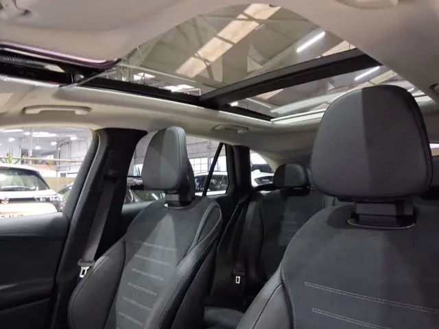 Mercedes GLC