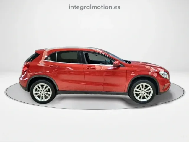 Mercedes GLA