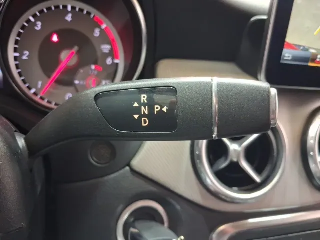 Mercedes GLA