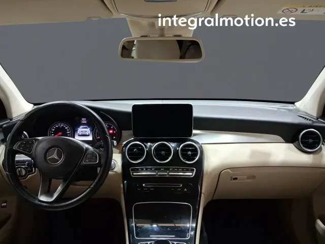 Mercedes GLC