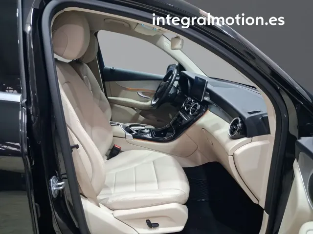 Mercedes GLC