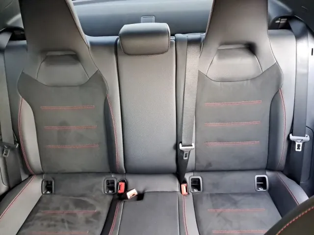 Mercedes CLA