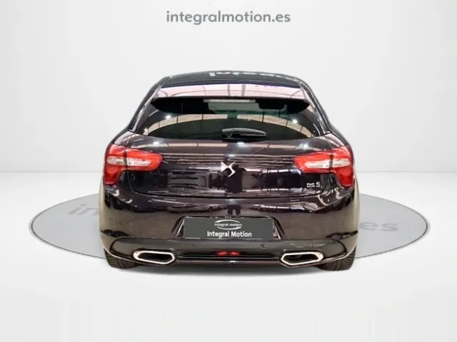DS DS 5