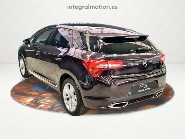 DS DS 5