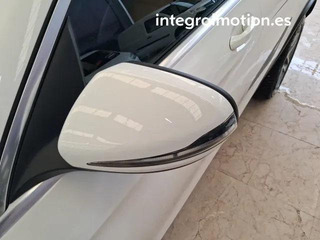 Mercedes GLC