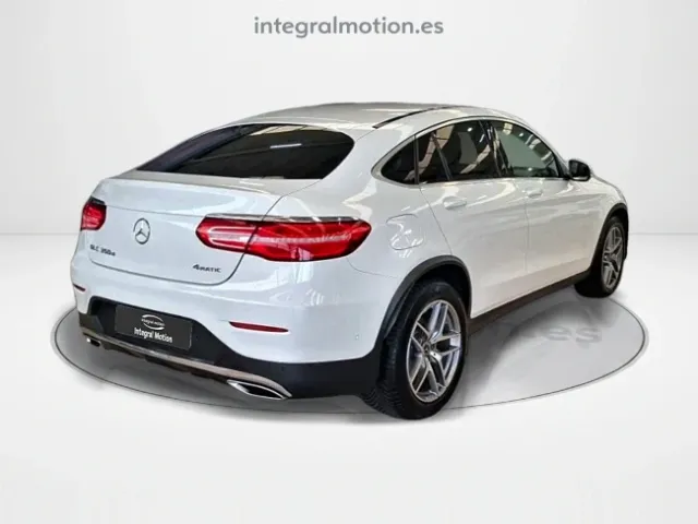 Mercedes GLC