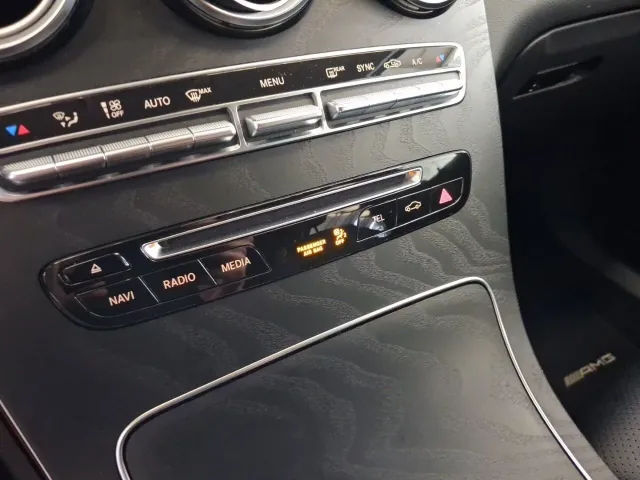 Mercedes GLC