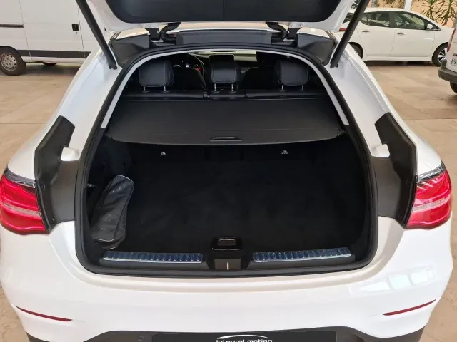 Mercedes GLC