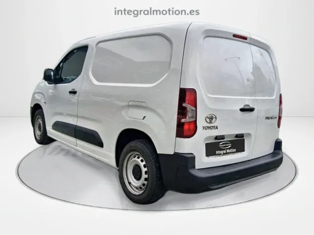 Toyota Proace City
