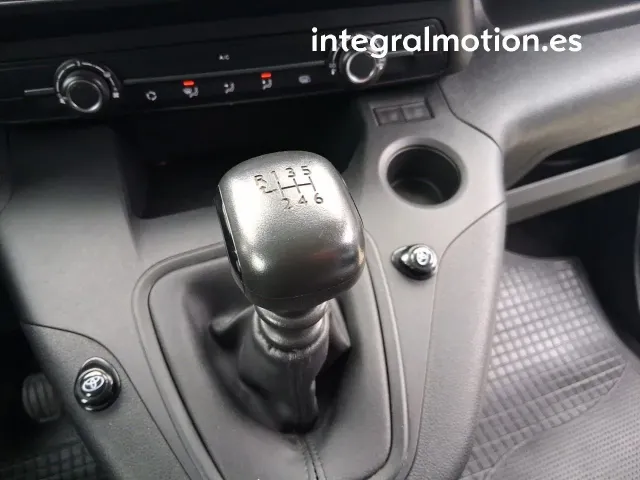 Toyota Proace City
