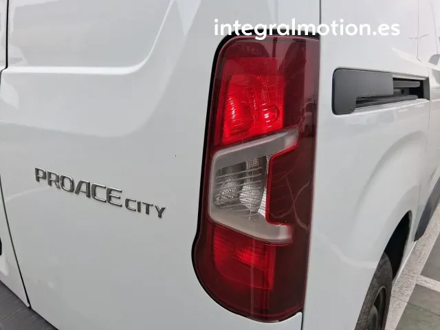 Toyota Proace City