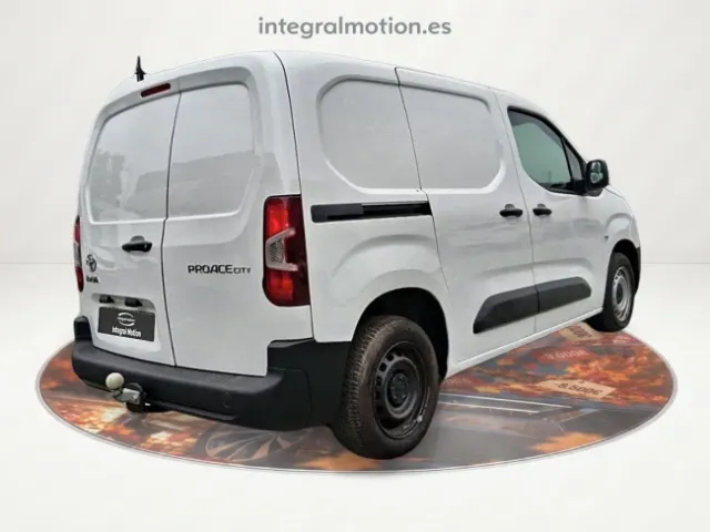 Toyota Proace City
