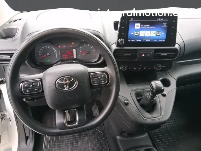 Toyota Proace City