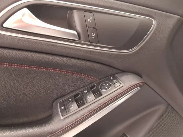 Mercedes CLA