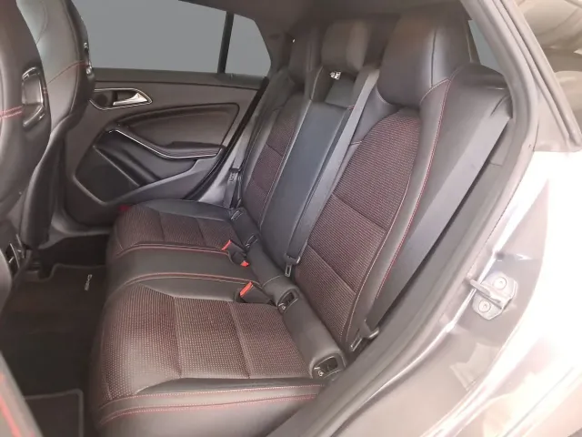 Mercedes CLA