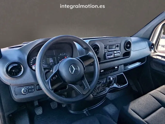 Mercedes Sprinter
