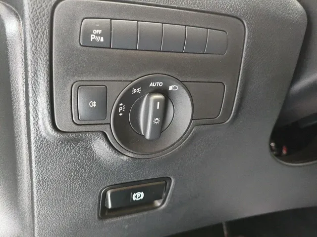 Mercedes Vito