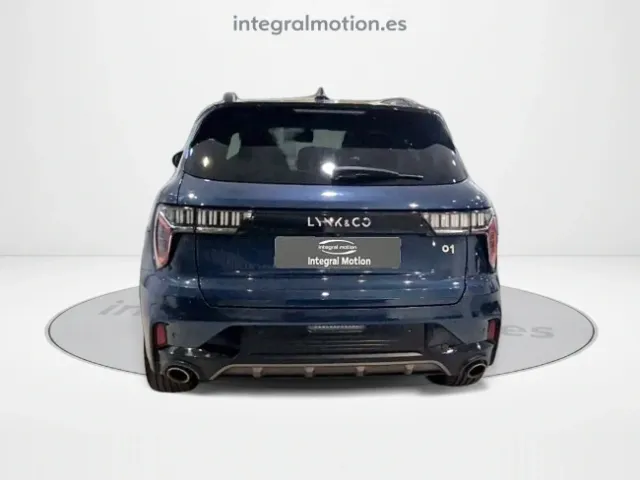Lynk & Co 01
