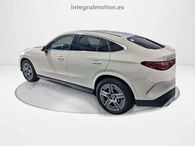 Mercedes GLC