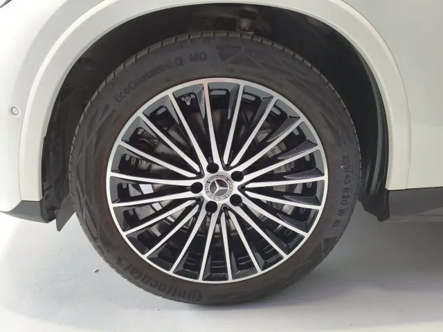 Mercedes GLC