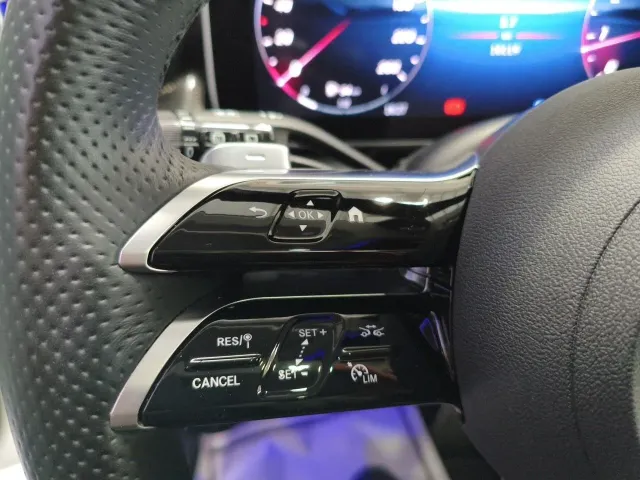 Mercedes GLC
