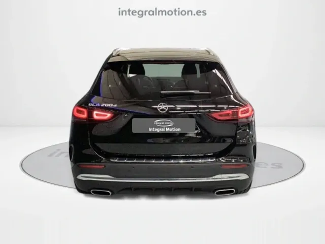 Mercedes GLA