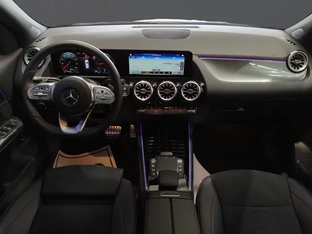 Mercedes GLA